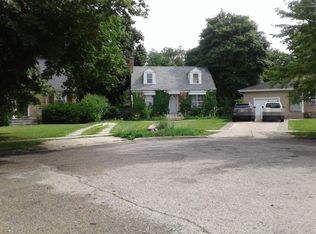 1008 Fairfield Ct, Waukegan, IL 60085