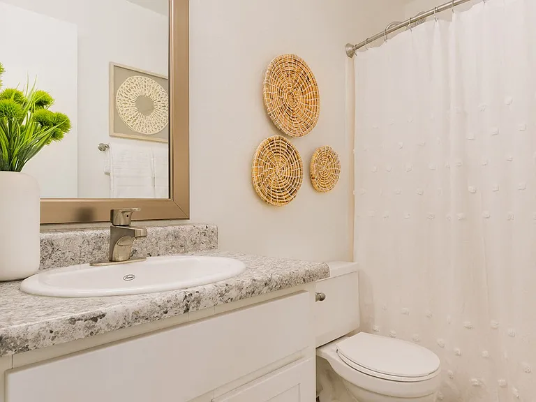 The Joshua Apartments — Photo 23