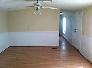 105 Piney Grove Baptist Church Rd #13, Hubert, NC 28539