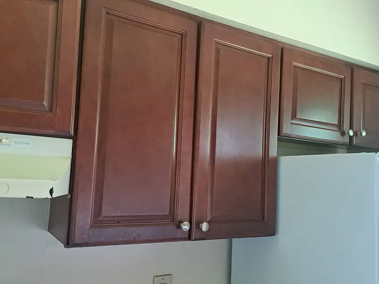10 Manor Apartments #C2 — Photo 5