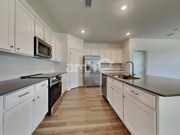 128 Bee Tree Blvd — Photo 3