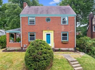 1376 Simona Dr, Pittsburgh, PA 15201