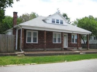 17 Elmore Ave, North Providence, RI 02911