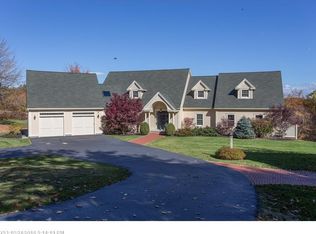 263 Blackstrap Rd, Falmouth, ME 04105