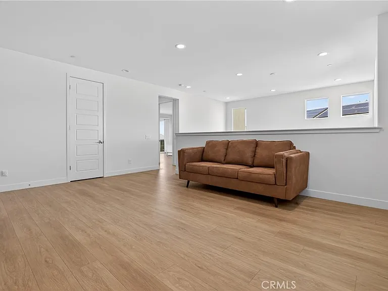 17728 Ridgeline Ct — Photo 32