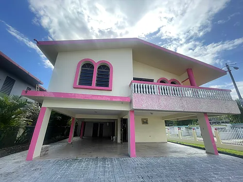 Sierra Bayamon Calle 84 Bloque #97-no 13 Photo 1