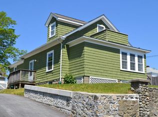 7 Smith St, Riverside, RI 02915