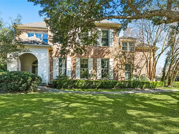 4 Eagle Trace Dr, New Orleans, LA 70131