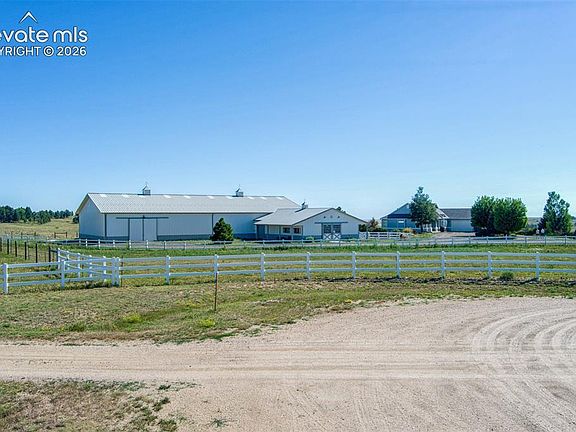 3rd image of 6276 Kelly Cir