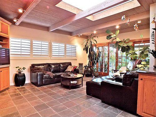 4th image of 1510 Emerald Cove Way