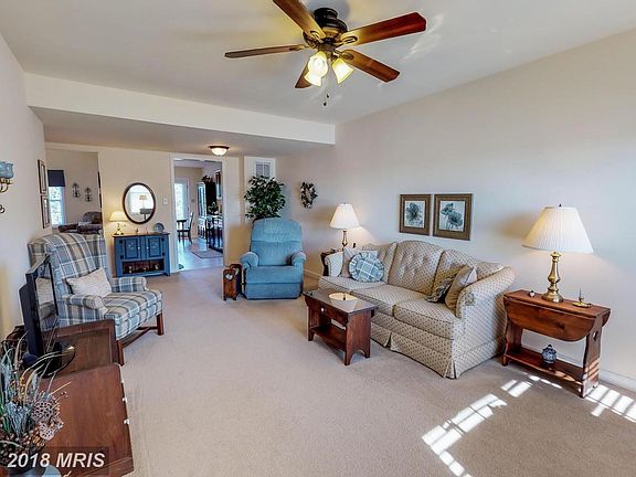 Large living room perfect for entertaining