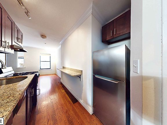 5th image of 1867 2nd Ave APT 5C