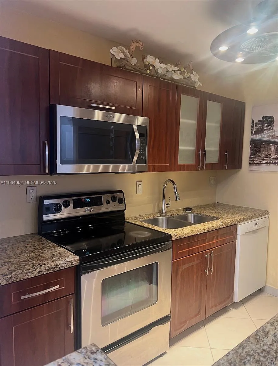 Building Photo - 5505 NW 7th St #W315