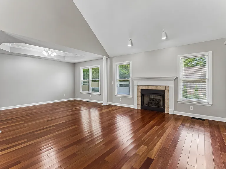 131 Savannah Ridge Dr — Photo 19
