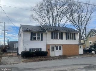 811 Meadow St, Altoona, PA 16602