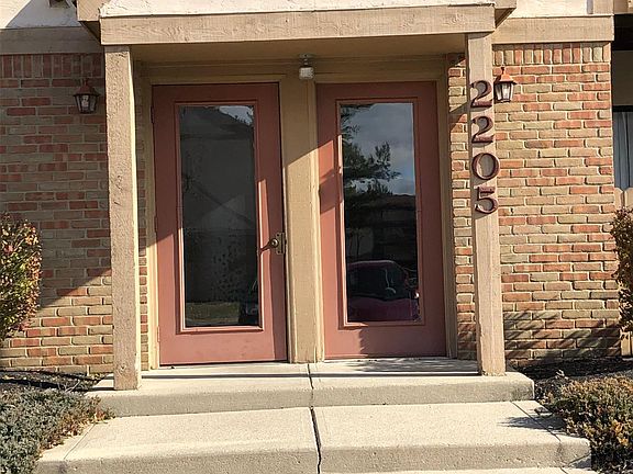 entrance to building