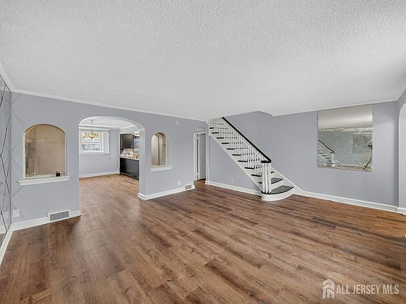 3rd image of 2365 Baird Blvd