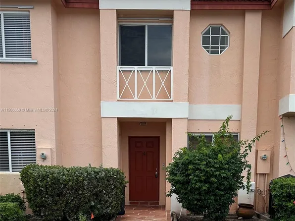 626 NW 208th Way, Pembroke Pines, FL 33029