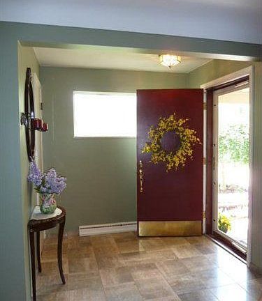 3rd image of 21190 Seabury Ave