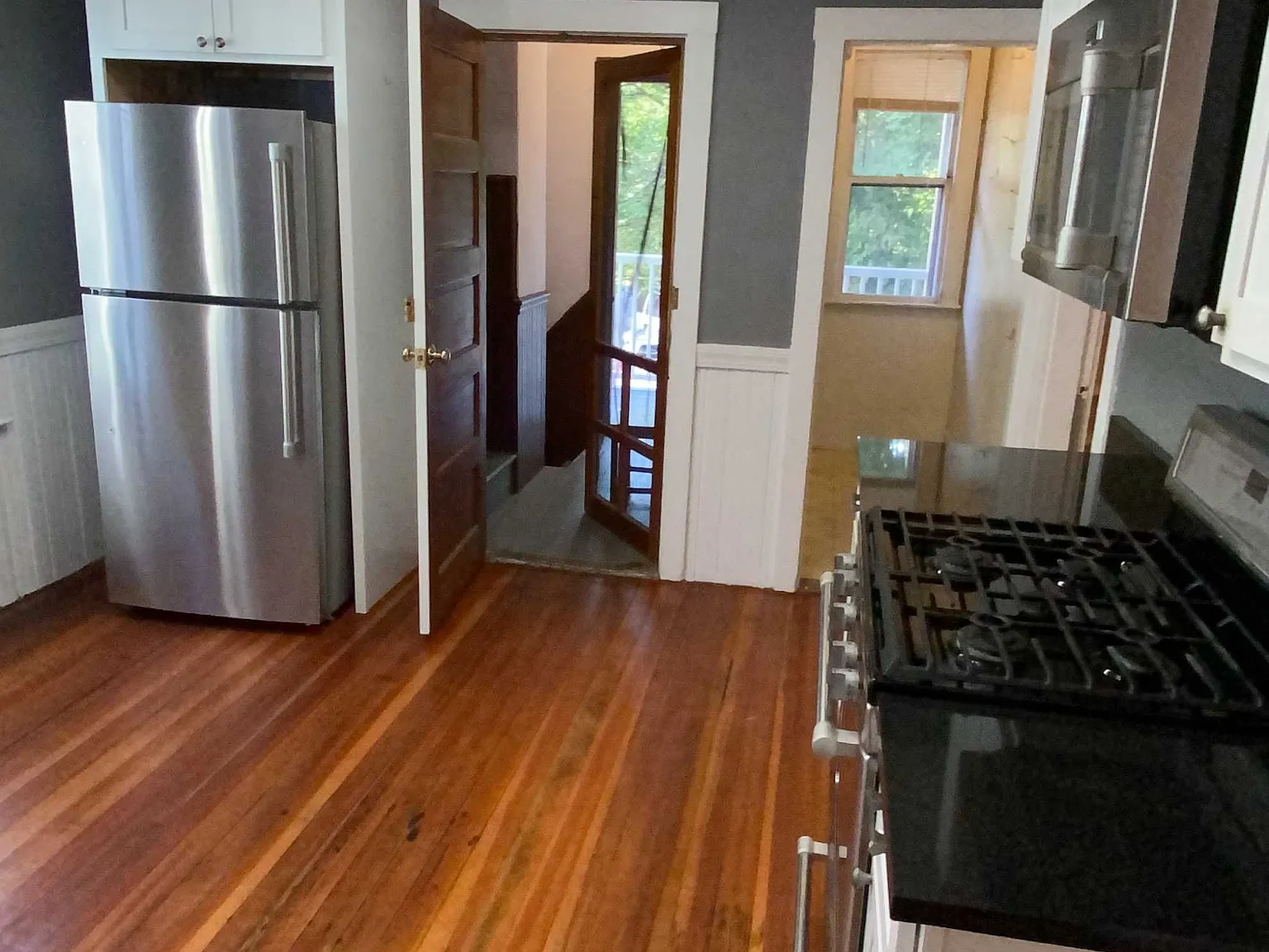 4 bed, $5,200 — Photo 4