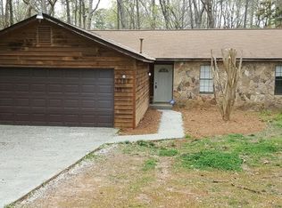 5362 Greenhedge Trl, Stone Mountain, GA 30088