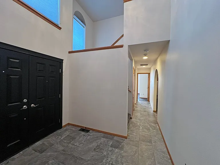7512 Leif Ericson Dr — Photo 6