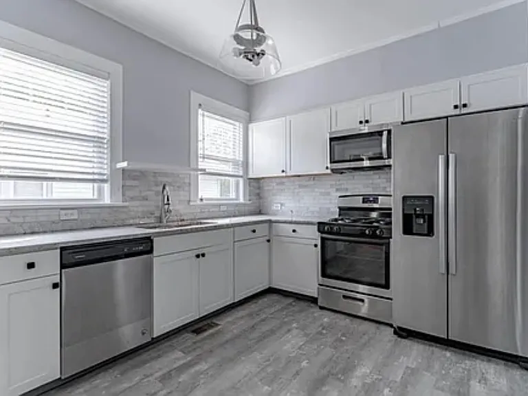 119 Victory Ave — Photo 9
