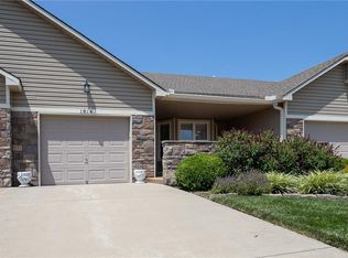 1814 N 156th Ter, Basehor, KS 66007