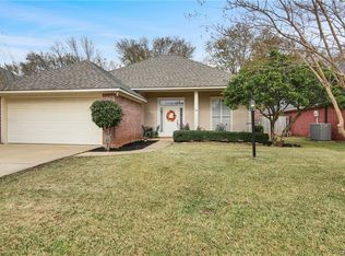 1010 Azalea Garden Dr, Shreveport, LA 71115