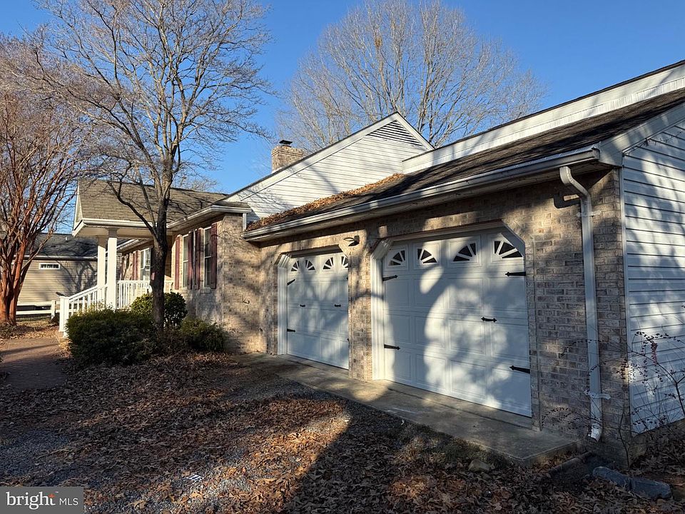 2nd image of 6221 Foster Rd