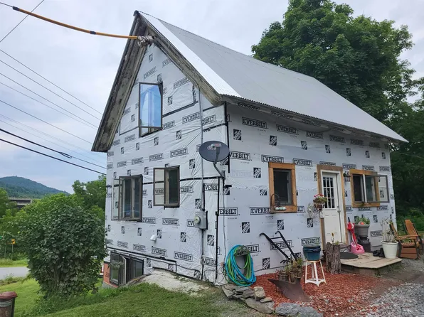 562 US Route 5, Barnet, VT 05821-9487