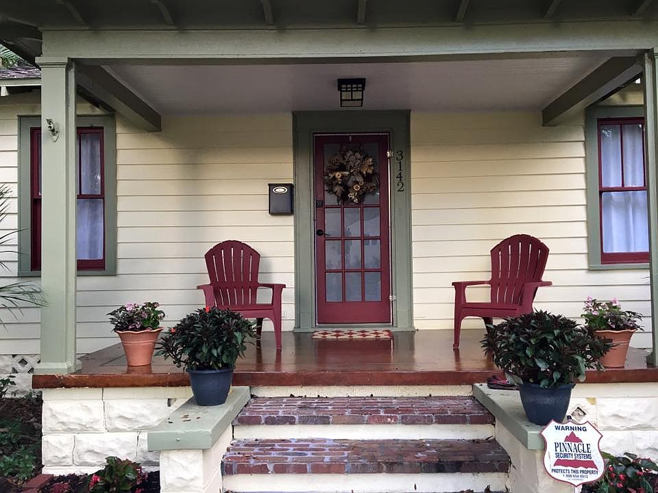 1st image of 3142 6th Ave N