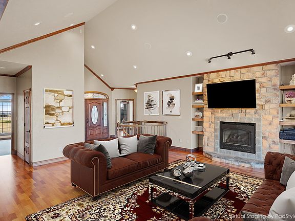 4th image of 67 Prairie Dr