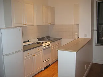 Rented by Aryeh Realty