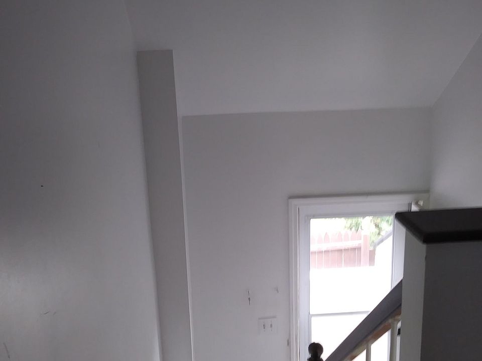 2nd image of 125 W Shore Rd