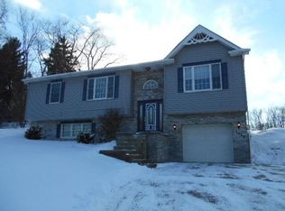 1728 Melrose Ave, Natrona Heights, PA 15065