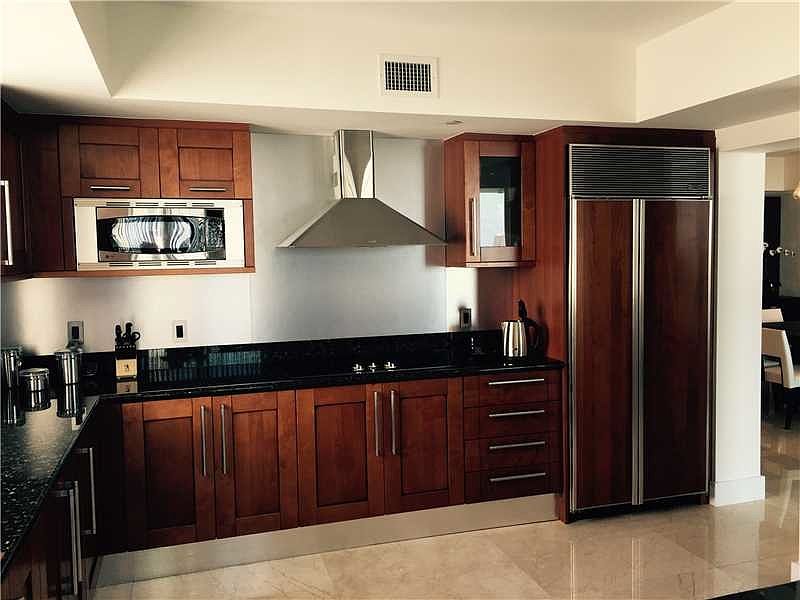 1st image of 3301 NE 183rd St Unit 2609