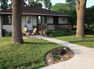 2600 31st Ave NE, Saint Anthony, MN 55418