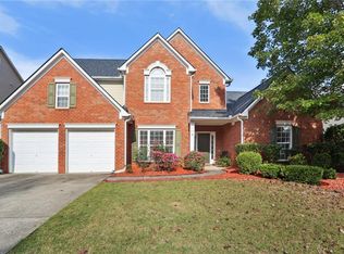 5204 Huntington Crest Ln, Cumming, GA 30040
