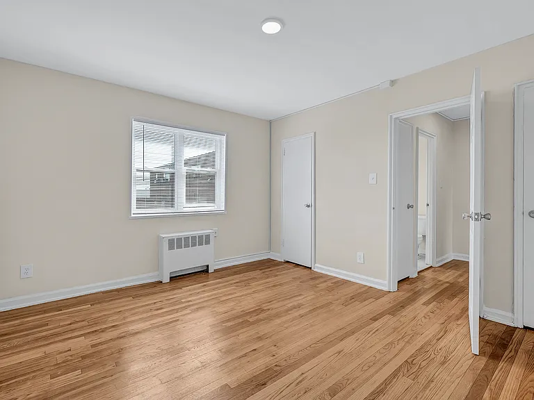 Langley Terrace — Photo 14