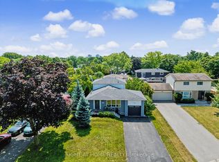 461 Withnell Cres, Oakville, ON L6L3M1
