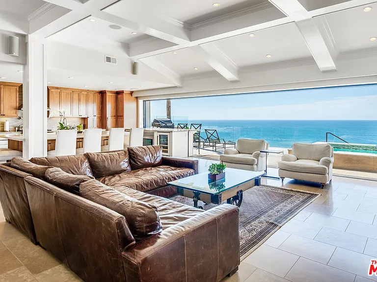 517 Paseo De La Playa — Photo 37