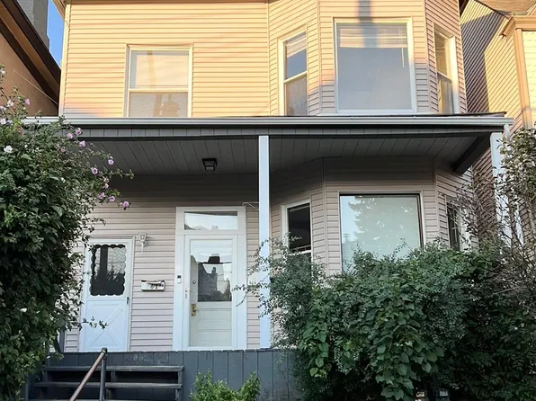 661 College Ave #1, Pittsburgh, PA 15232