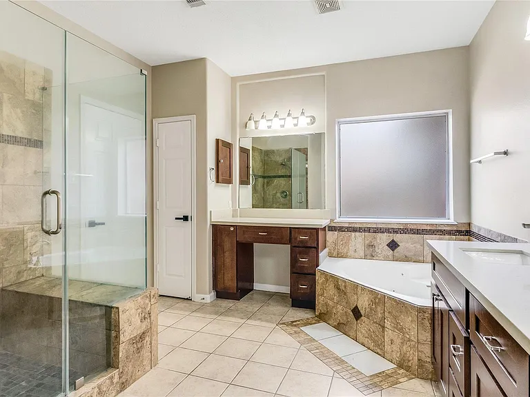 11405 Starlight Bay St — Photo 21
