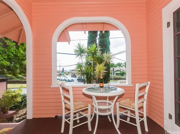 3304 Maunaloa Ave, Honolulu, HI 96816