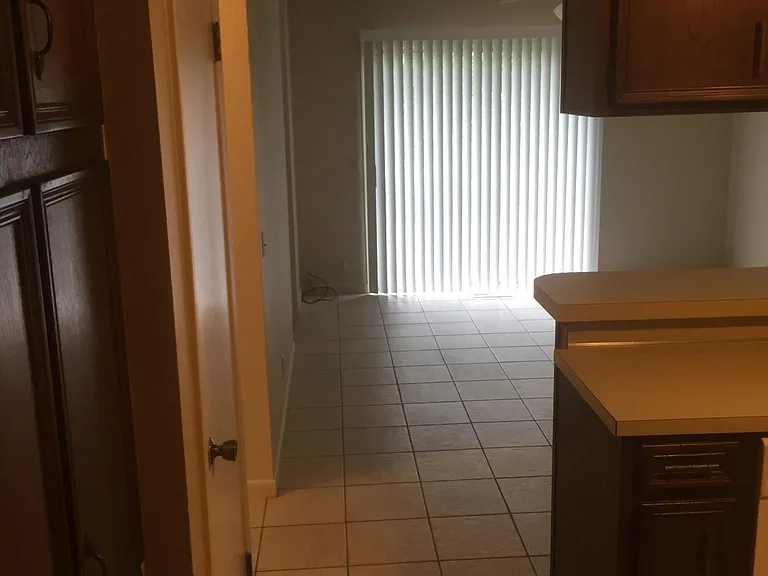 2314 W Galveston St — Photo 6