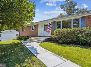308 Prospect Dr SW, Leesburg, VA 20175