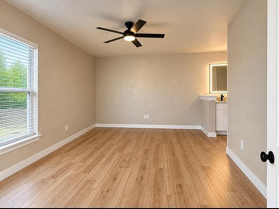 5th image of 4235 Madera Rd #1