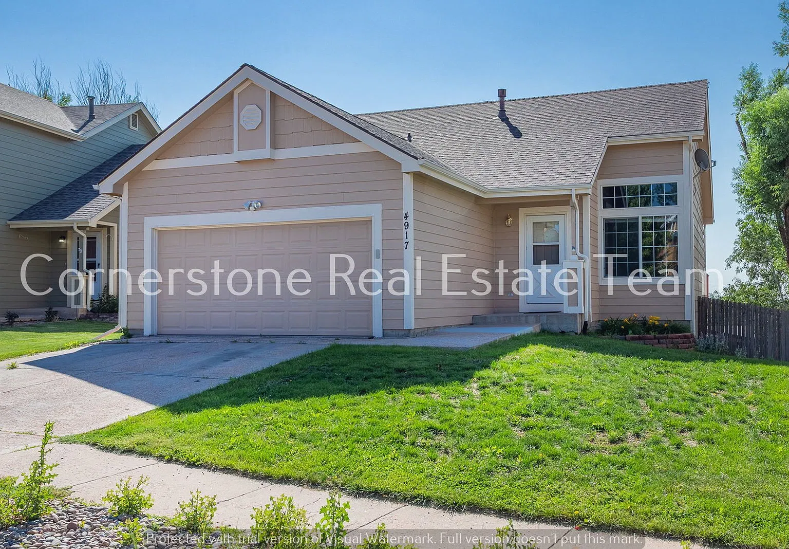 3 bed, 2.0 bath, 1988 sqft, $2,172 — Photo 1