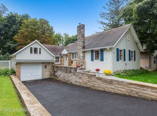 406 Johnson St, Dundee, IL 60118